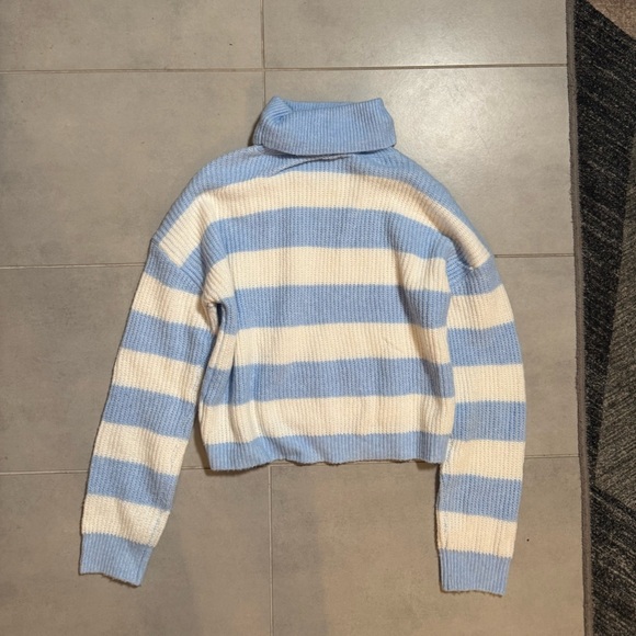 Francesca's Collections Blue and Cream Cowl Neck Sweater - Picture 6 of 7